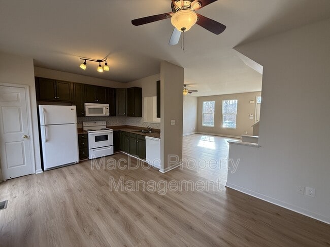 Building Photo - 4249 Normandy Ct