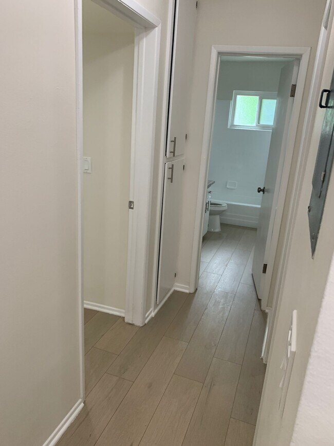 Building Photo - 5000 Coldwater Canyon Ave