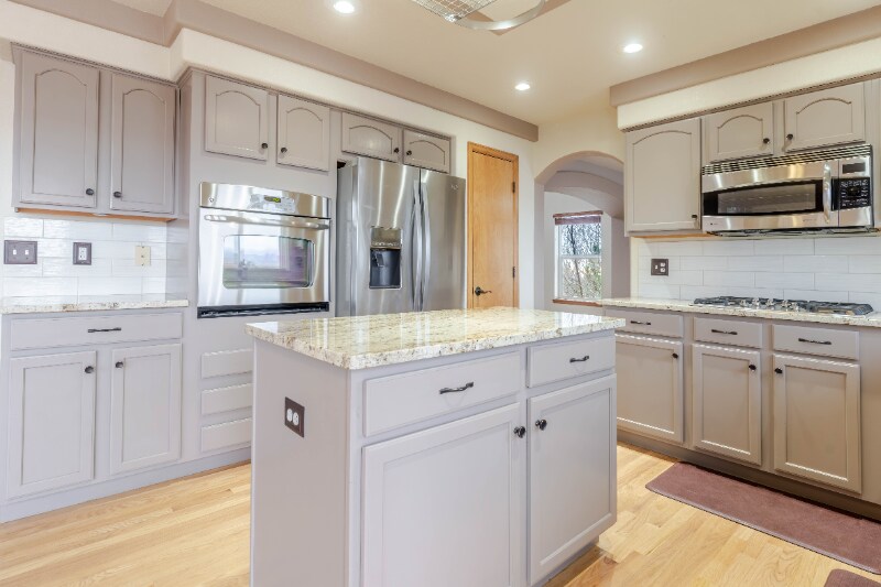 Building Photo - 11960 Conestoga Trail S