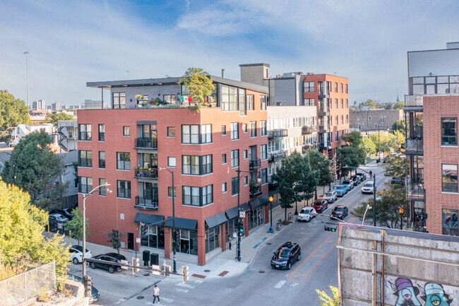 Primary Photo - Pilsen Gateway