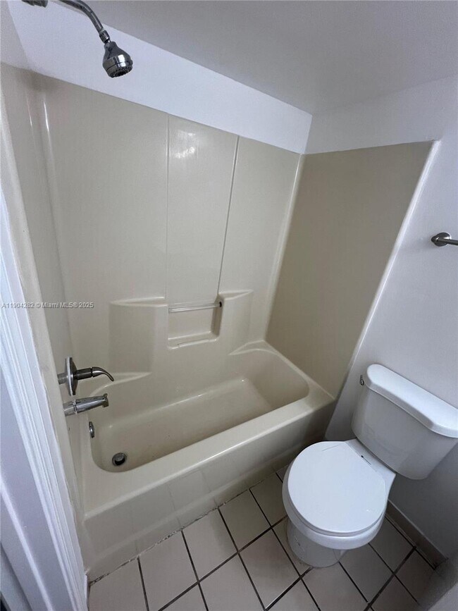 Building Photo - 3650 N 56th Ave