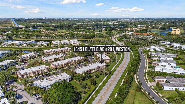 Building Photo - 16451 Blatt Blvd
