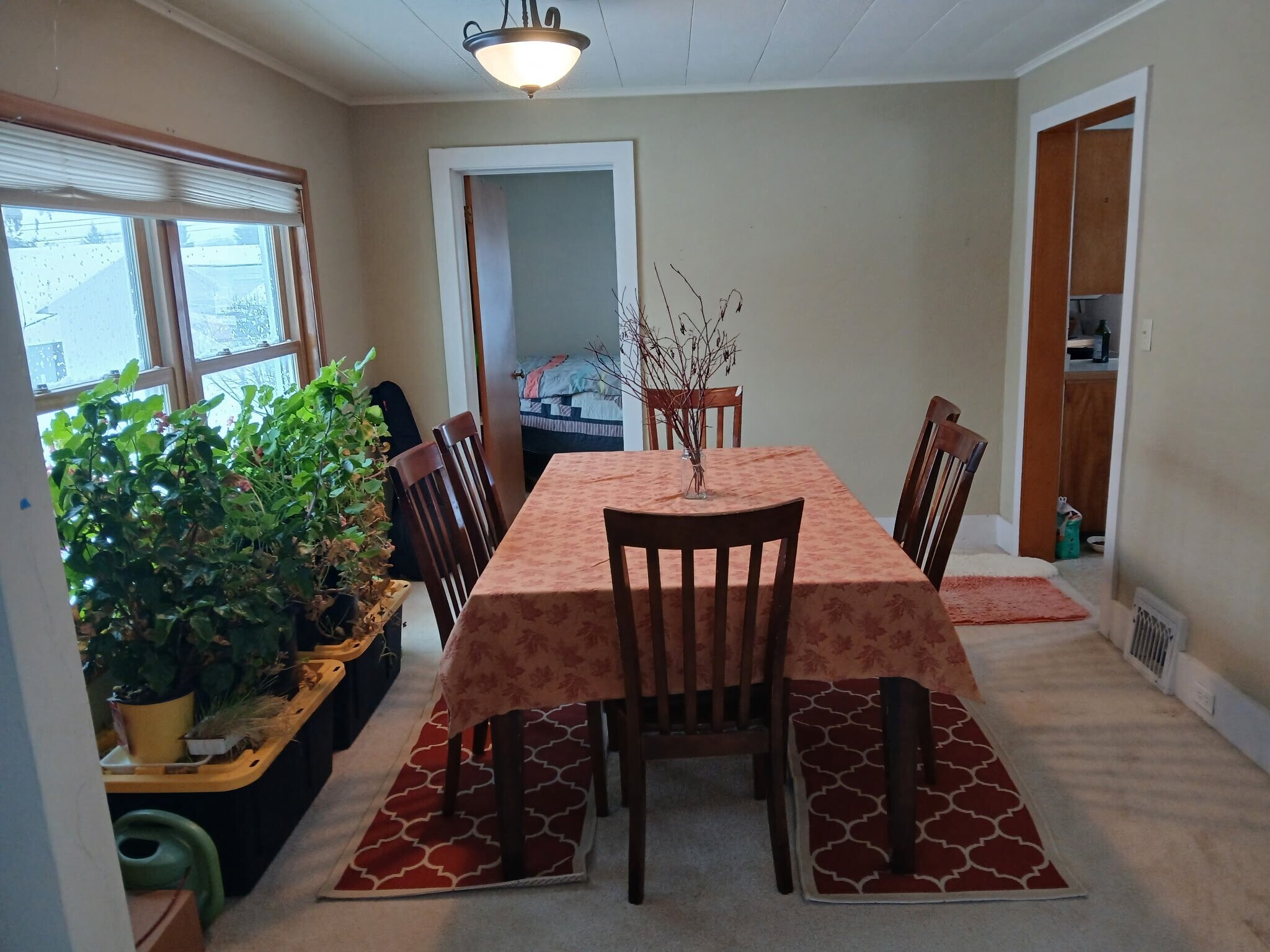 Building Photo - 321 W Mcmillan Ave