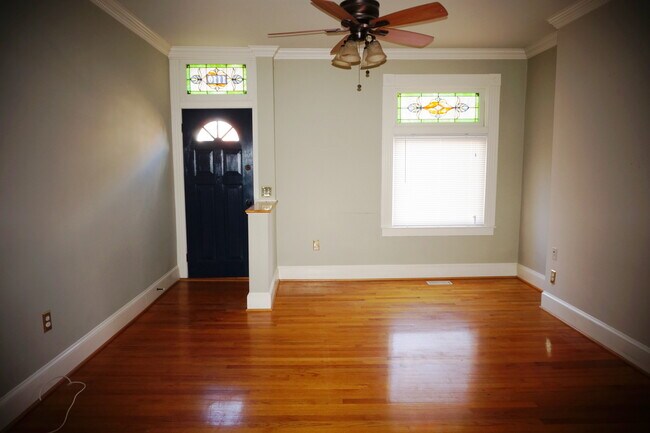 Building Photo - 1110 S Bouldin St