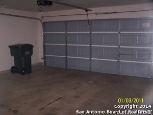 Building Photo - 15803 Borwick Ln