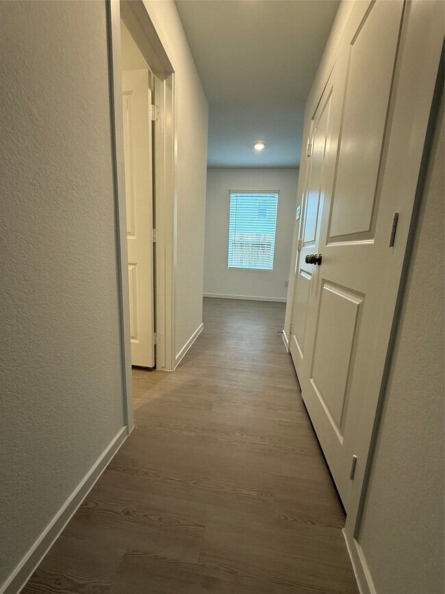 Building Photo - 18753 Loom dr