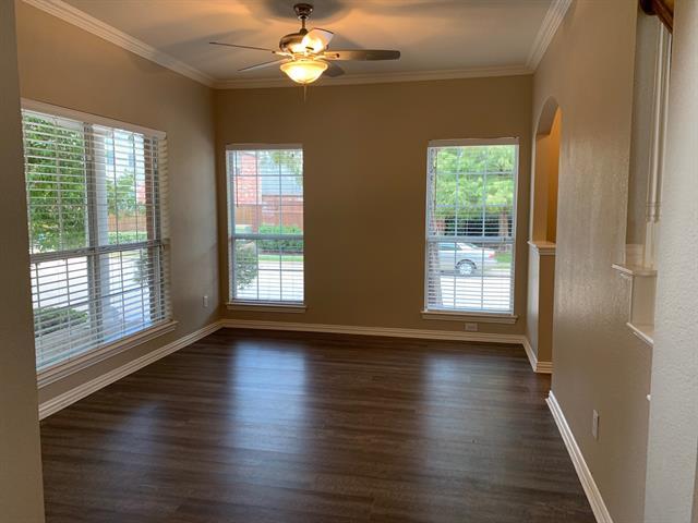 Building Photo - 2644 Dunbar Dr