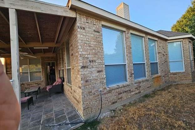 Building Photo - 215 Lairds Dr
