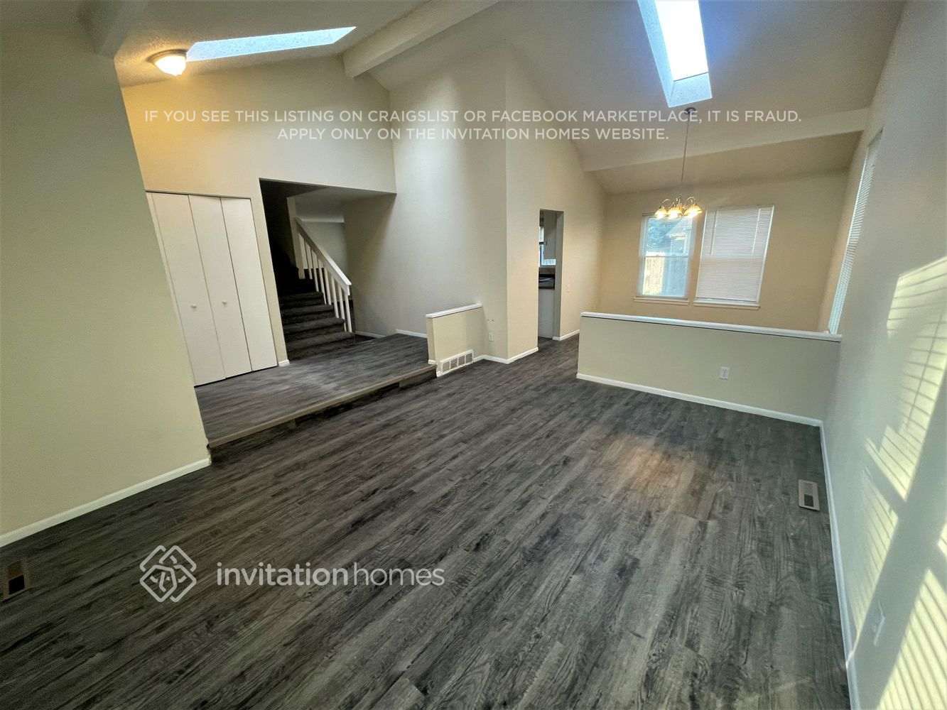 Building Photo - 19192 E Chaffee Pl