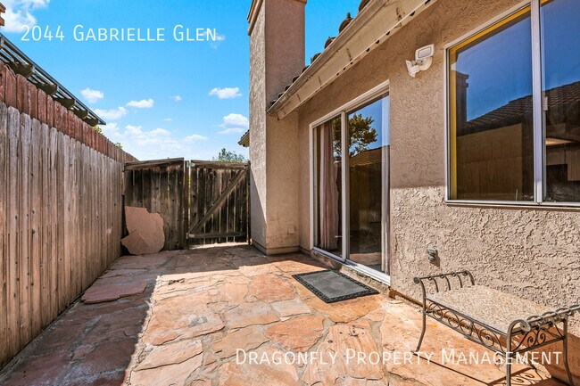 Building Photo - 2044 Gabrielle Glen