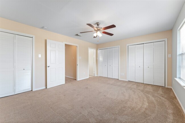 Building Photo - 11510 Palmsprings Dr