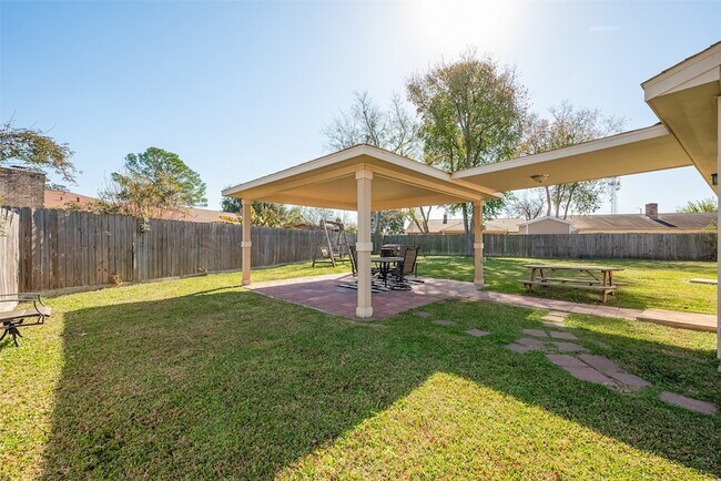 Building Photo - 13703 Templar Ln
