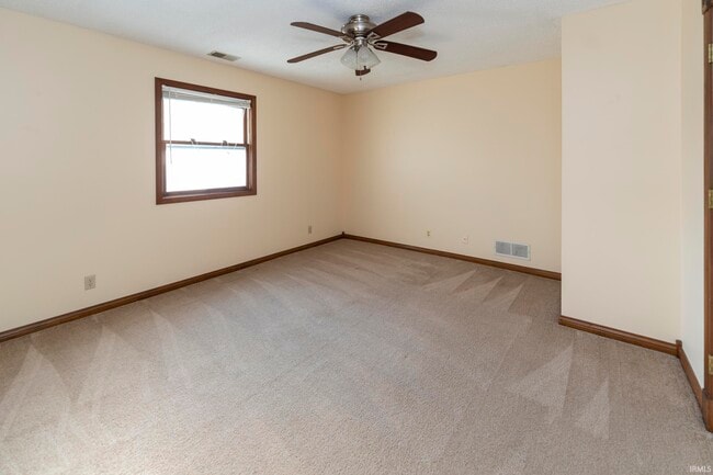 Building Photo - 5435 Kiowa Cir