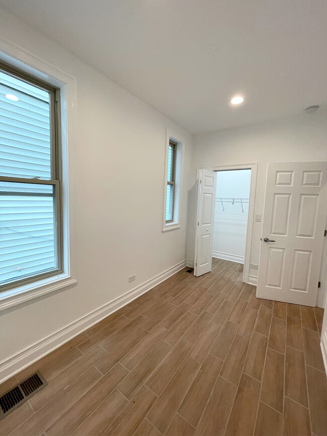 Bedroom 2 - 3043 N Monticello Ave