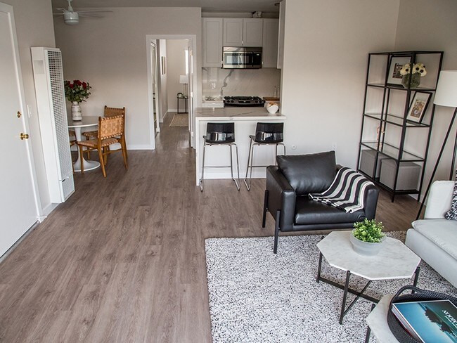 Building Photo - 16635 Yukon Ave