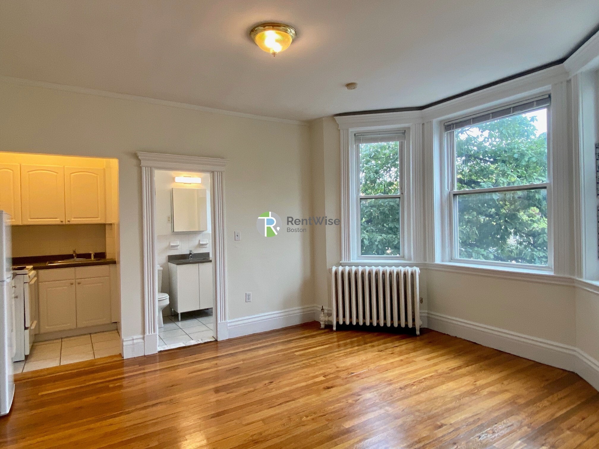 Building Photo - 1292 Commonwealth Avenue