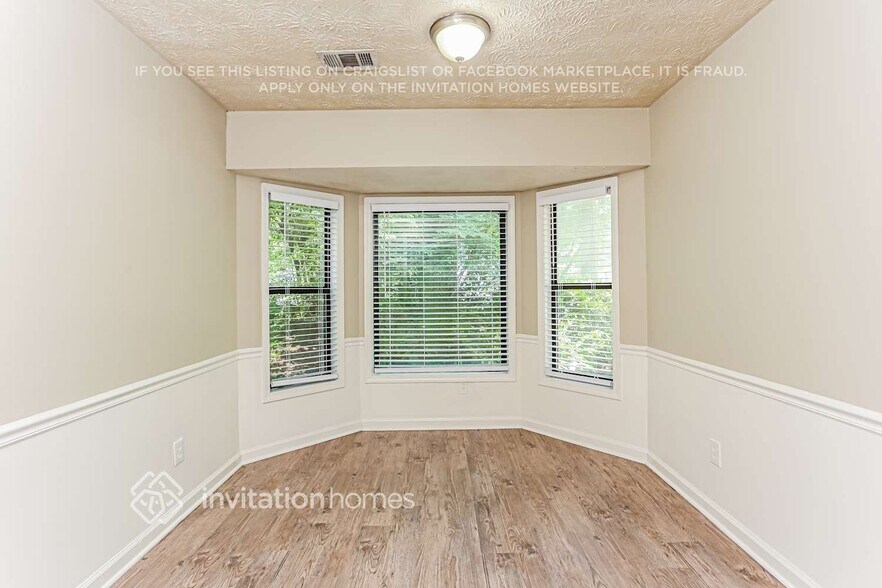 Building Photo - 4821 Chapelle Ct
