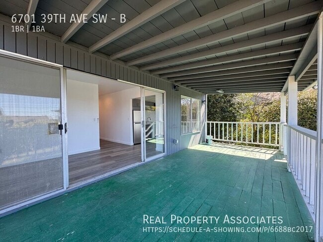 Building Photo - 6701 39th Ave SW