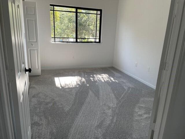 Building Photo - 2804 Sarento Pl