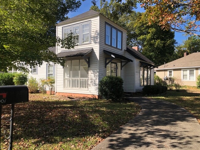 Building Photo - 3 Bedrooms, 1 Bathroom - West Rome House