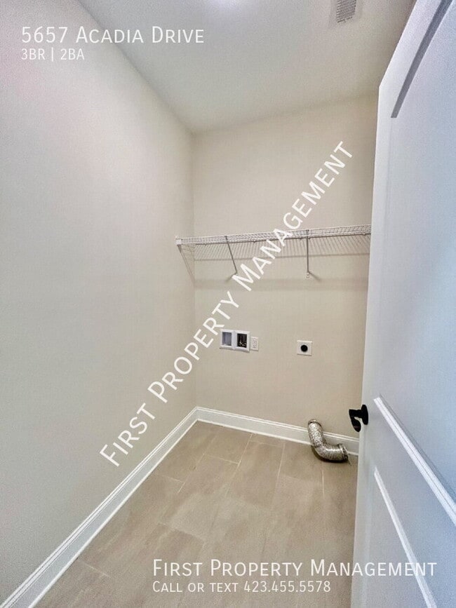 Building Photo - 5657 Acadia Dr
