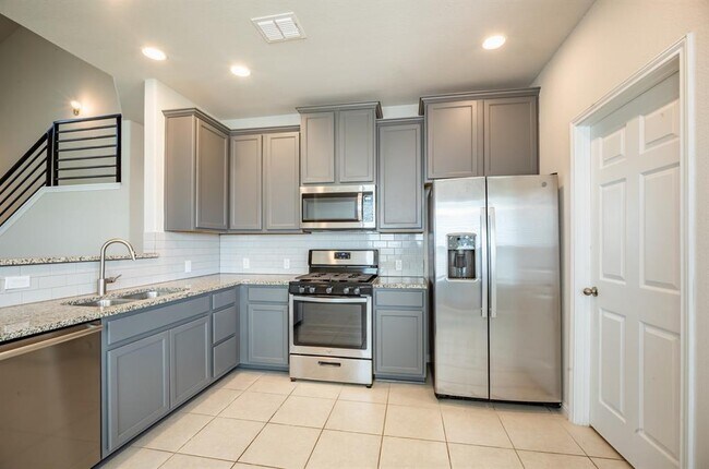 Building Photo - 117 Manatee Ln