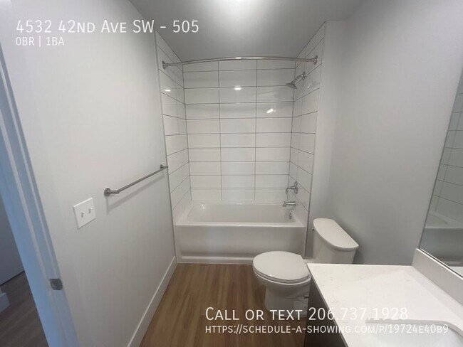 Building Photo - 4532 42nd Ave SW