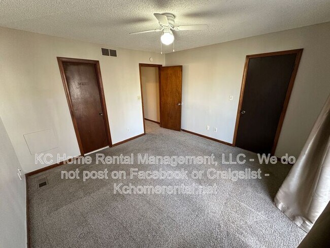 Building Photo - 225 Ottawa St