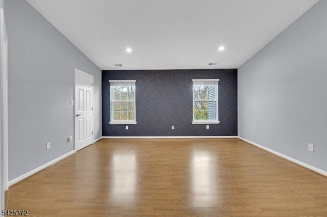 Building Photo - 30 Birch Terrace