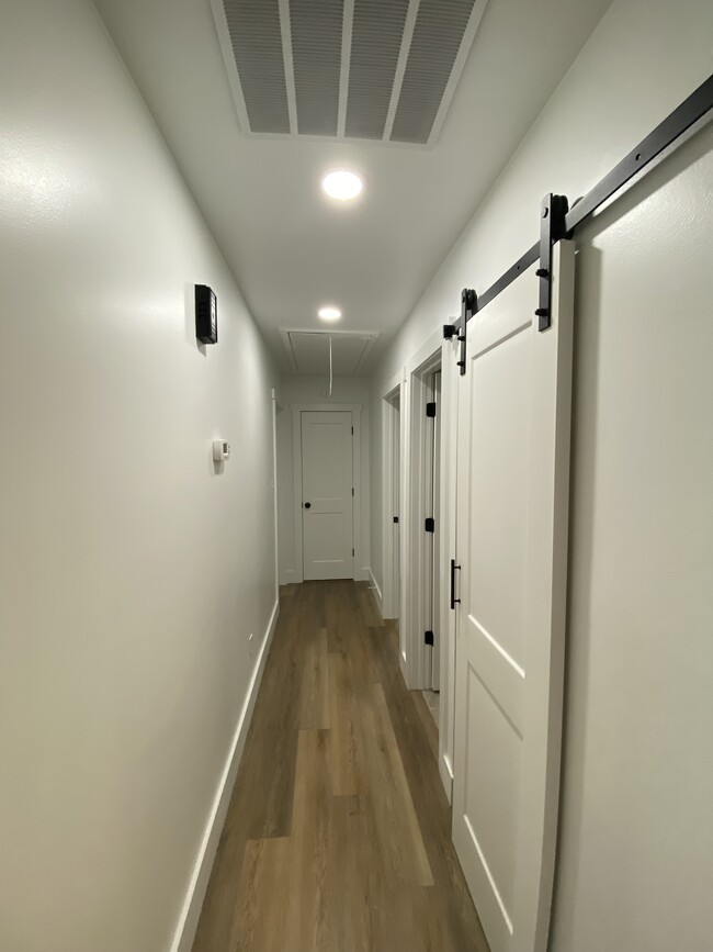 Building Photo - 23 Palmetto Dr