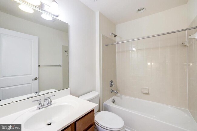 Building Photo - 25767 Double Bridle Terrace