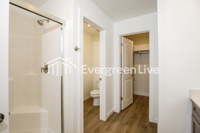 Building Photo - 15176 Nimbus Way