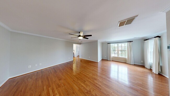 Building Photo - 43799 Abbott Pl