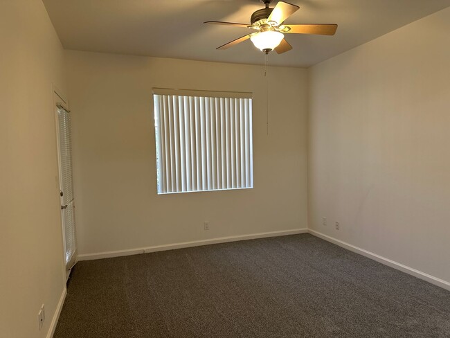 Building Photo - 1 Bedroom ground floor at Tanamera