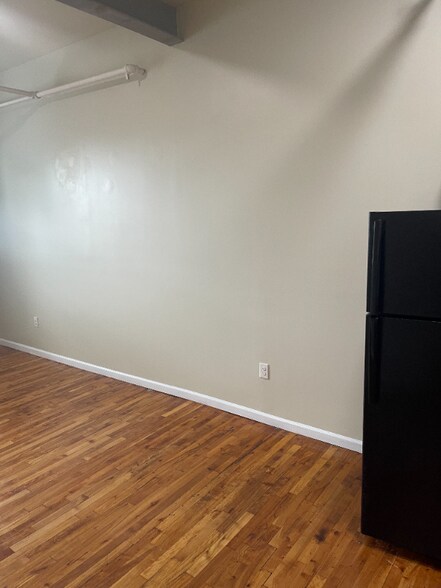 Building Photo - 158 Passaic St