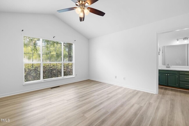 Building Photo - 409 Vista Springs Cir
