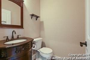 Building Photo - 1216 Canyon Lake Dr