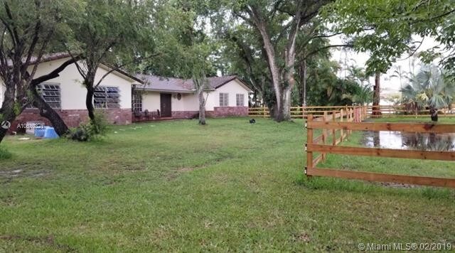 Building Photo - 6230 Melaleuca Rd
