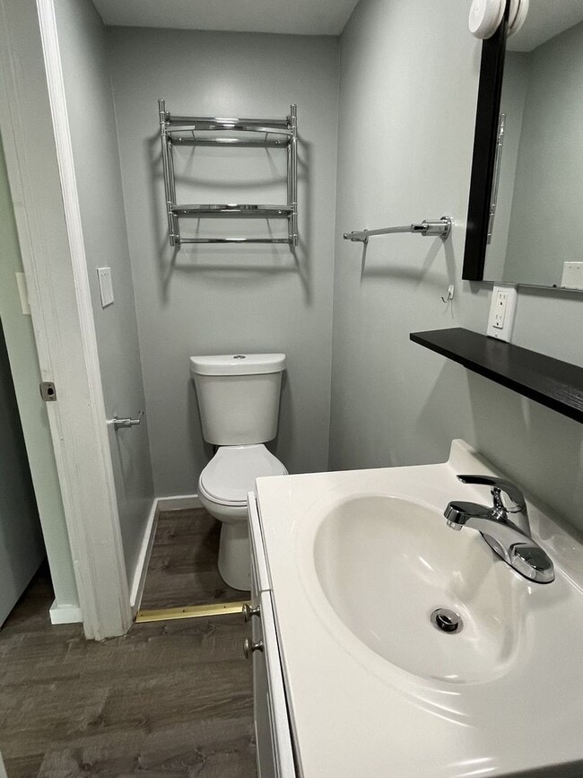 Building Photo - **Move in Special - 50% off first months r...