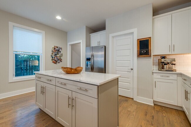 Building Photo - Delightful East Nashville Home for Rent!