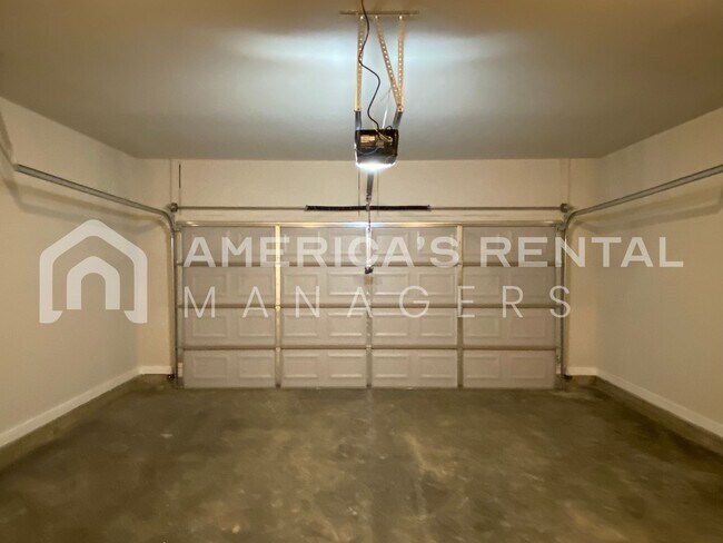 Building Photo - Home for Rent in Thorsby!