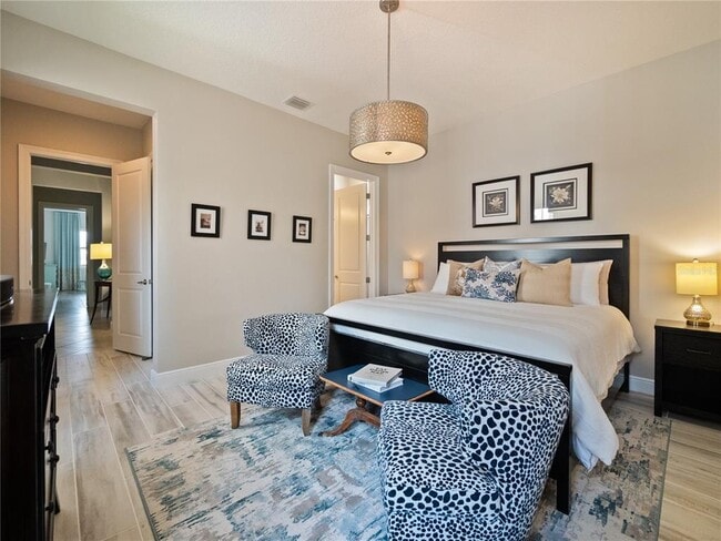 Building Photo - 15501 Panther Lake Dr
