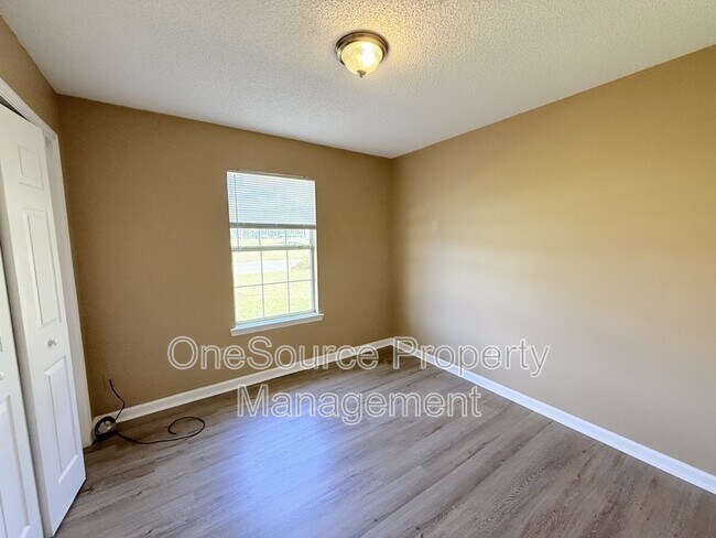 Building Photo - 2135 Hamilton St