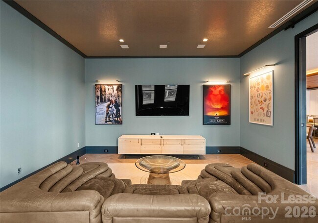 Building Photo - 229 N Church St