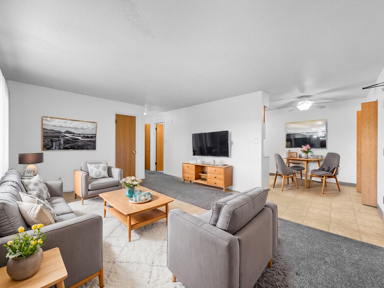 Living Room - Elm Village Apartments