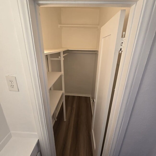 Interior Photo - Normandie Apts.