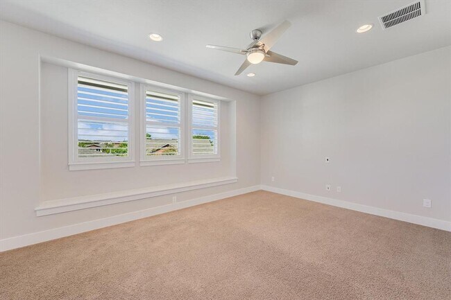 Building Photo - 613 Baylee Love Ln E