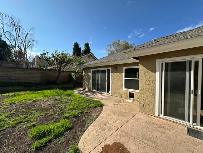 Building Photo - 3642 Birdsong Ave