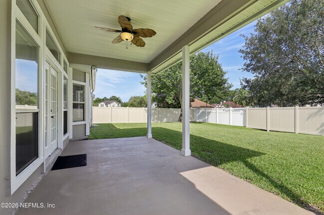 Building Photo - 2070 Thornhill Drive