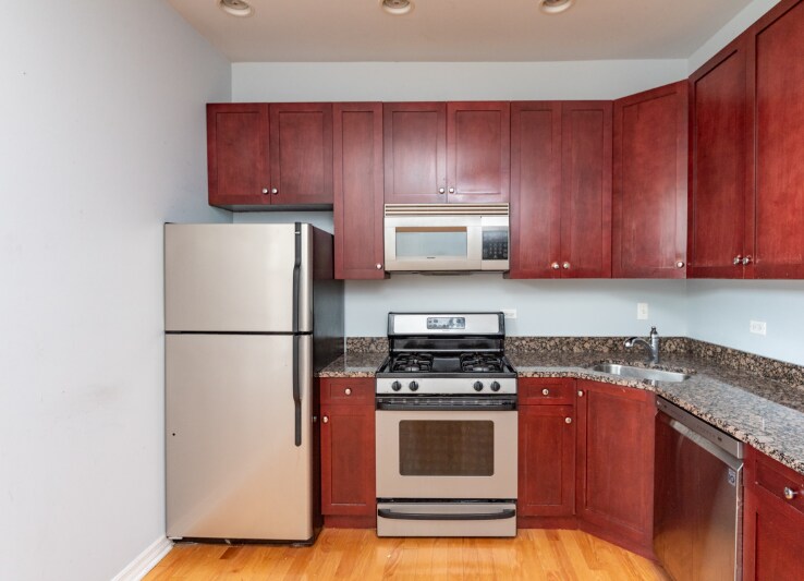 Building Photo - 3215 W Altgeld St